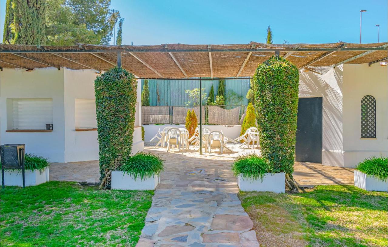 Lovely Apartment In Marbella With Kitchenette Bagian luar foto